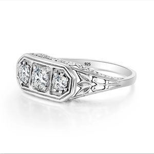 Vintage Style Moissanite